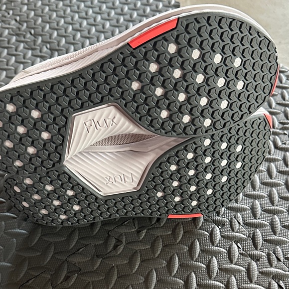 Men's Athletic Shoes in Light Pink - Picture 3 of 4